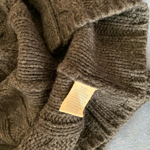 American Eagle Short Sleeve Sweater - Picture 5 of 8